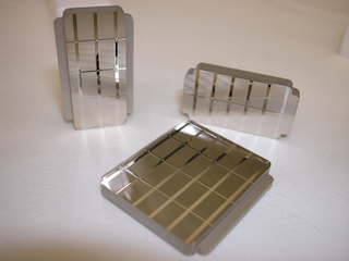 Set of hot-embossing stamp with cylindrical lens-arrays
